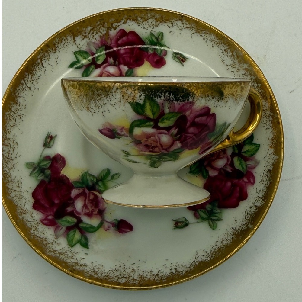 Andrea by Sadek Hand Painted Rose Teacup and Saucer Set Gold Gilt Japan J 74